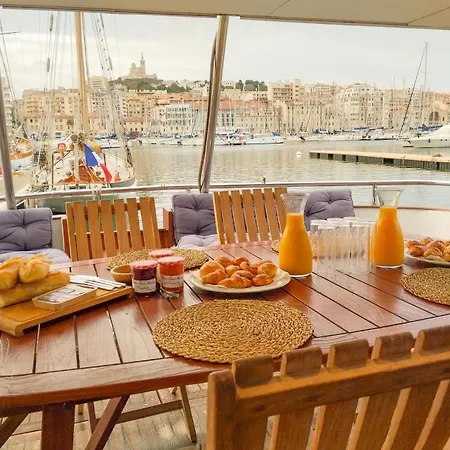 Tekne Yacht Idealement Situe Au Coeur Du Vieux-port Marsilya